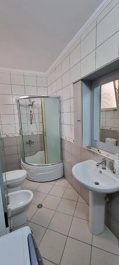 Luis Penthouse Apartment Berat